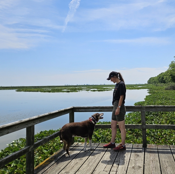 Meet your Posher, Bev - Picture 2 of 3